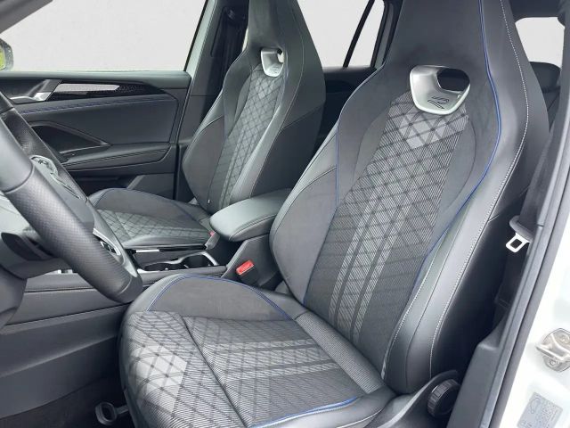 Volkswagen Tiguan 4Motion DSG R-Line