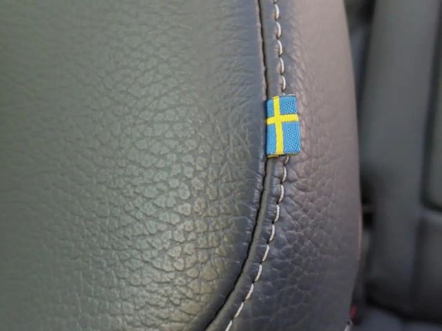 Volvo XC90 R-Design Recharge T8