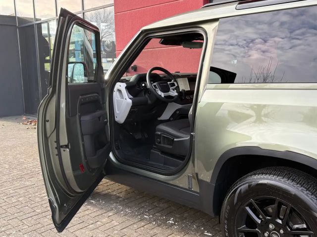 Land Rover Defender 3.0 90 D200 S