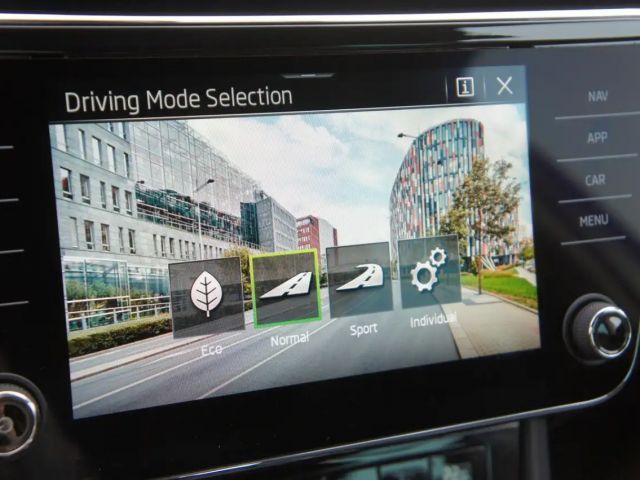 Skoda Superb Combi Style Style