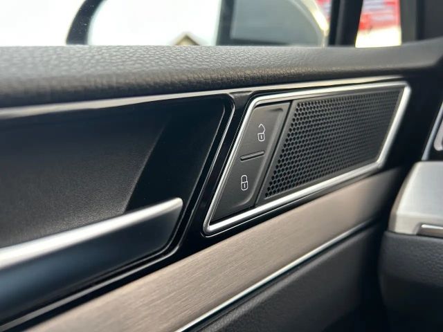 Volkswagen Passat Elegance Elegance Variant