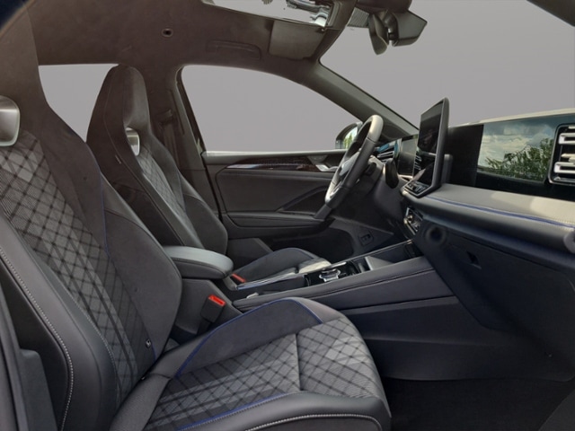 Volkswagen Tiguan 2..0 TDI DSG R-Line+BLACKSTYLE+AHK+STANDHEIZ+WR+NAVI+MATRIX