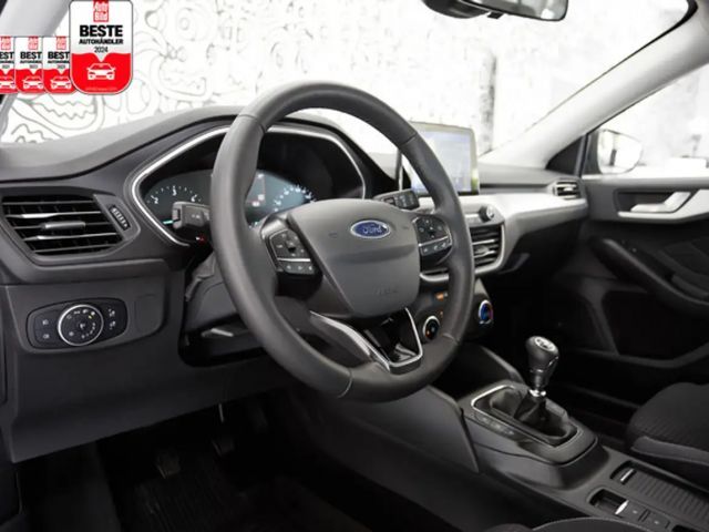 Ford Focus Cool & Connect Wagon