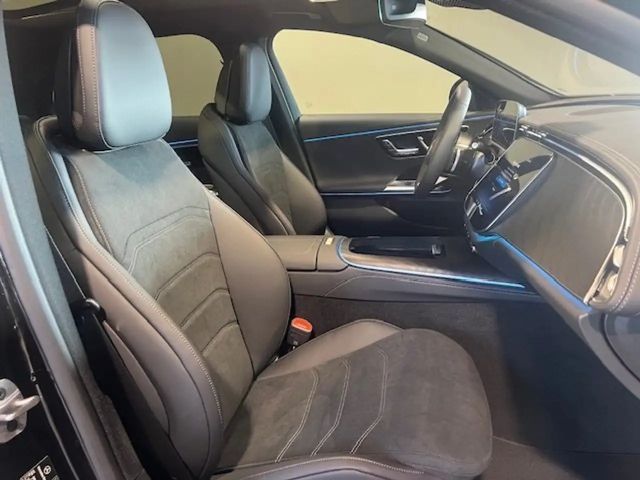 Mercedes-Benz E 220 AMG Line E 220 d Sedan