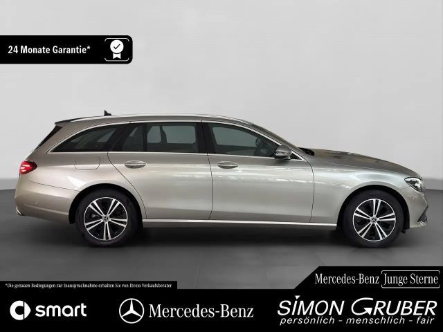 Mercedes-Benz E 220 4MATIC AVANTGARDE