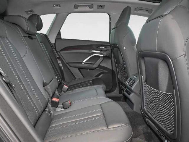 Audi Q5 SUV edition one mit Akzenten Schwarz TDI quattr