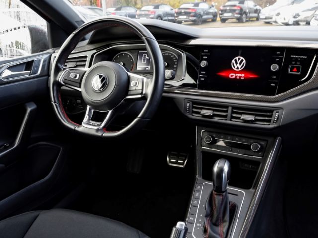 Volkswagen Polo 2.0 TSI DSG GTI