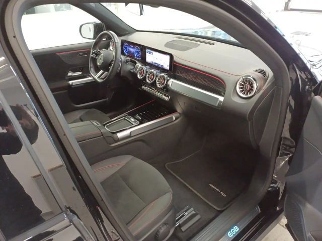 Mercedes-Benz EQB 300 4MATIC AMG Line