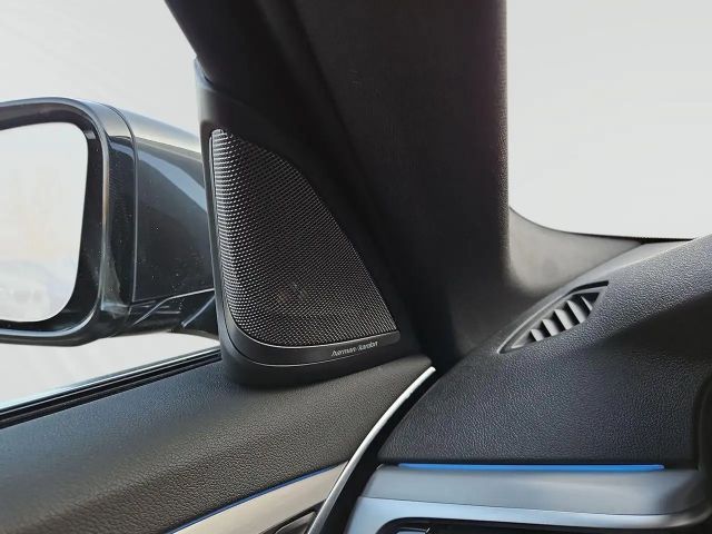 BMW 530 530e M-Sport Touring xDrive