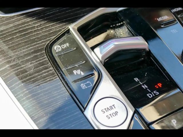 BMW X5 Individual M-Sport xDrive50e