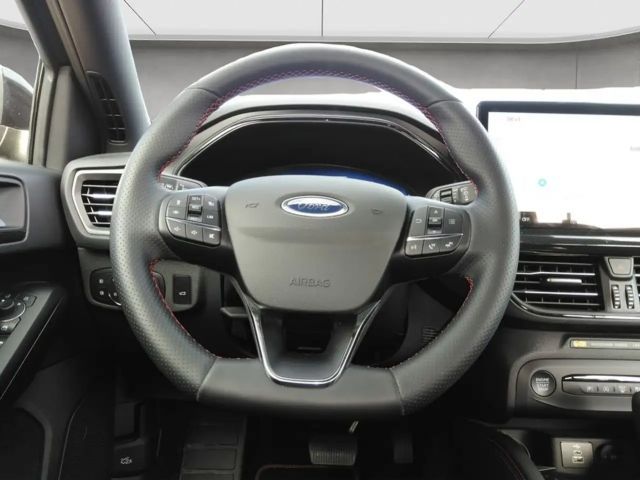 Ford Focus EcoBoost ST Line Wagon