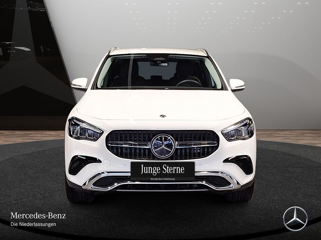 Mercedes-Benz GLA 180 Progressive