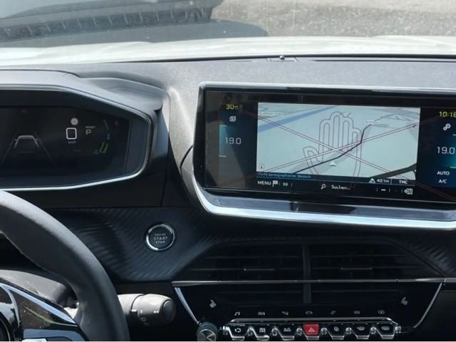 Peugeot E-2008 Allure Pack