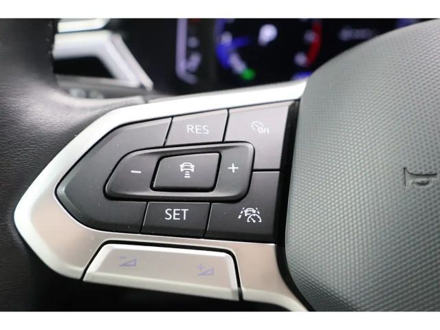 Volkswagen Touran 1.5 TSI DSG R-Line