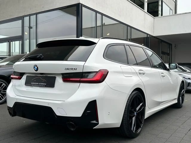 BMW 320 320i M-Sport Touring