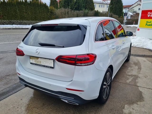 Mercedes-Benz B 200 B 200 d Business Line