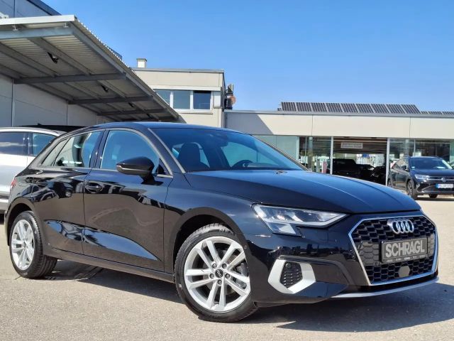 Audi A3 30 TFSI S-Tronic Sedan Sportback