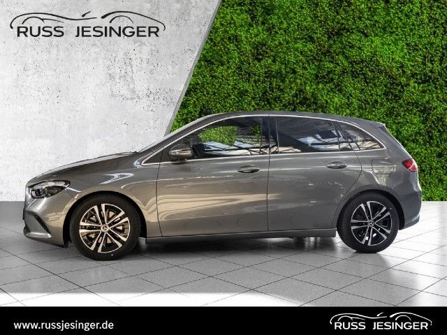 Mercedes-Benz B 220 4MATIC Sedan