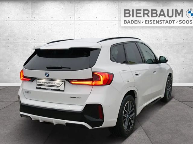 BMW iX1 xDrive30