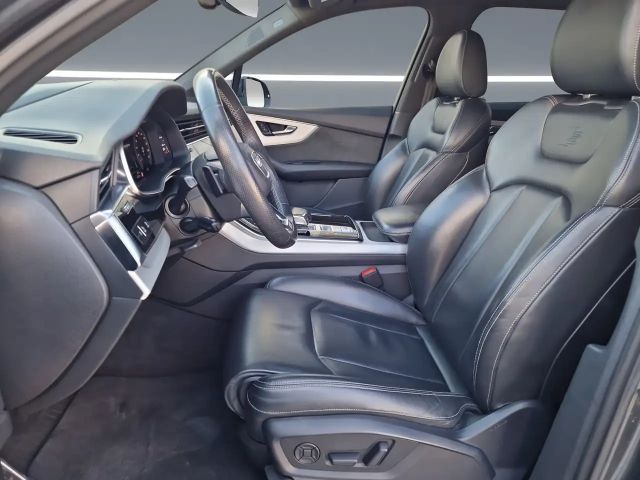 Audi Q7 50 TDI Quattro S-Line