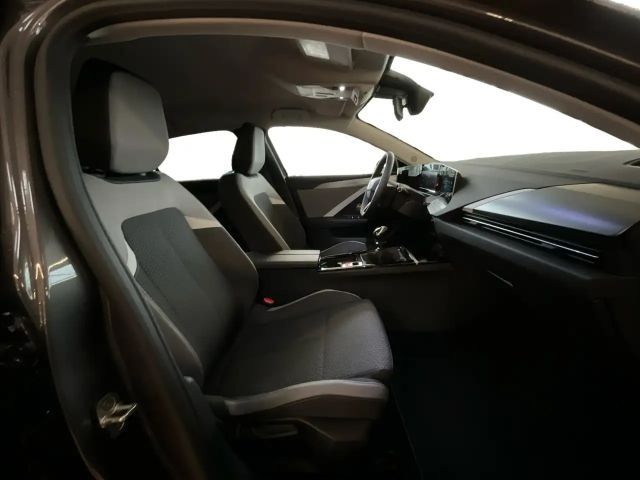 Opel Astra 1.2 Turbo Edition Turbo