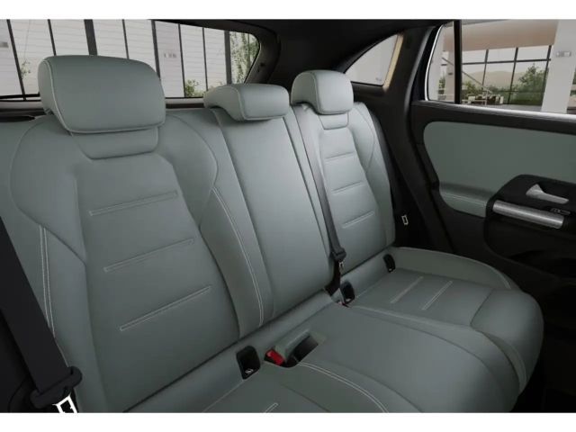 Mercedes-Benz GLA 220 4MATIC AMG Line