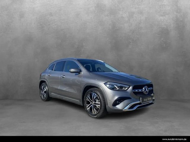 Mercedes-Benz GLA 180 Progressive