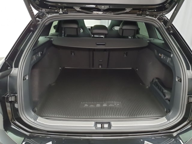 Volkswagen Passat 4Motion DSG R-Line