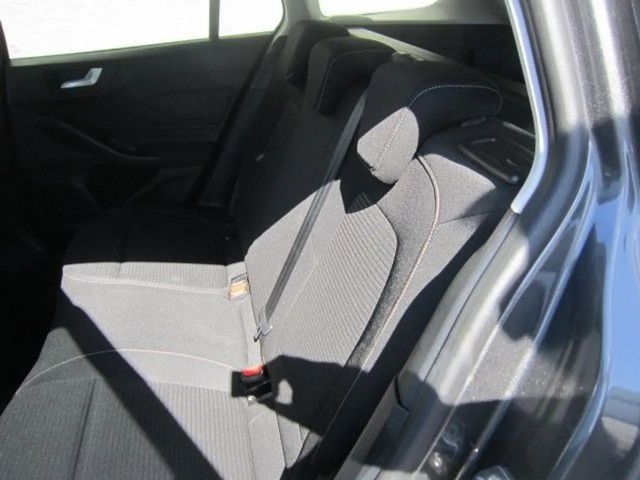 Ford Focus Titanium Wagon