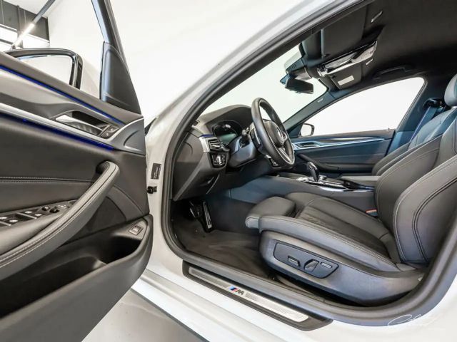 BMW 530 530d M-Sport Touring