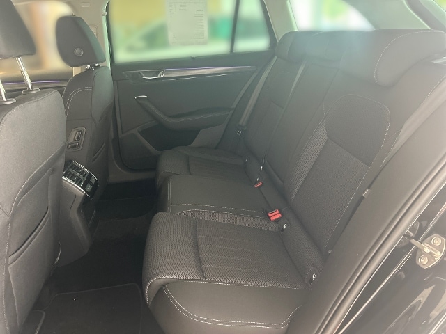 Skoda Superb 2.0 TDI Combi