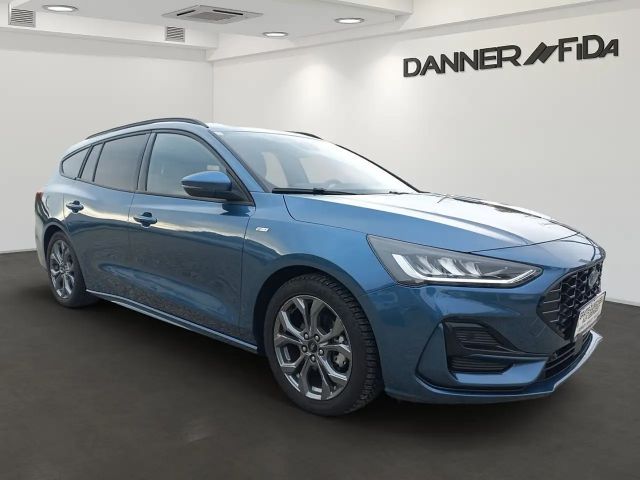 Ford Focus ST Line Wagon