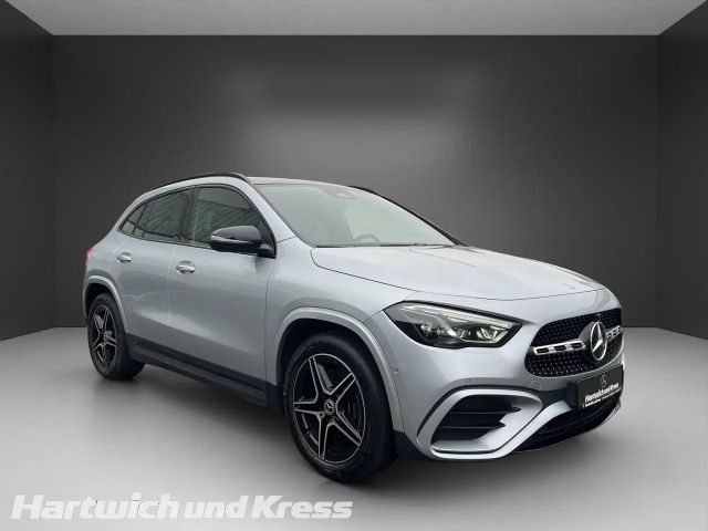 Mercedes-Benz GLA 220 4MATIC AMG Line