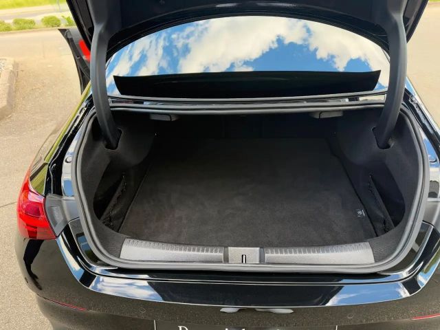 Mercedes-Benz CLA 200 AMG Line Coupé