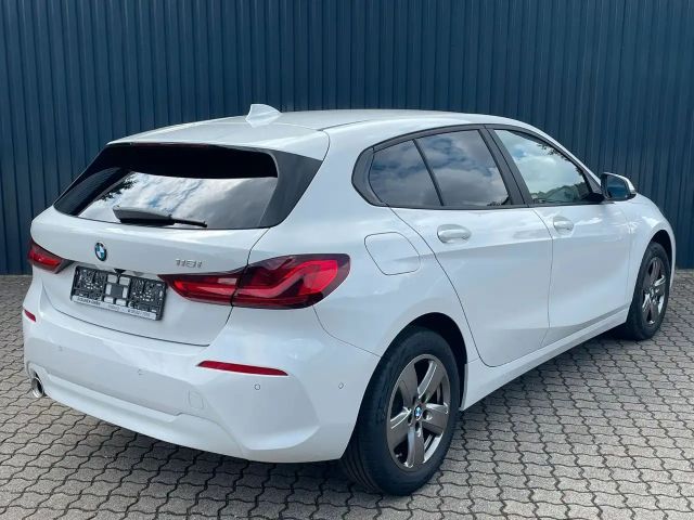 BMW 116 116i 5-deurs Sedan