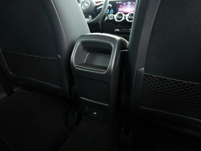 Mercedes-Benz B 200 AMG Line