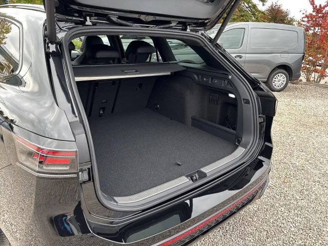 Volkswagen Passat R-Line eHybrid