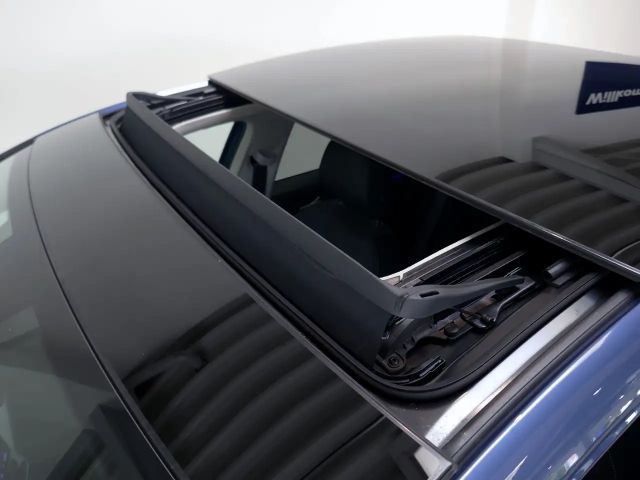 Volkswagen Golf 1.5 eTSI DSG Golf VIII Style