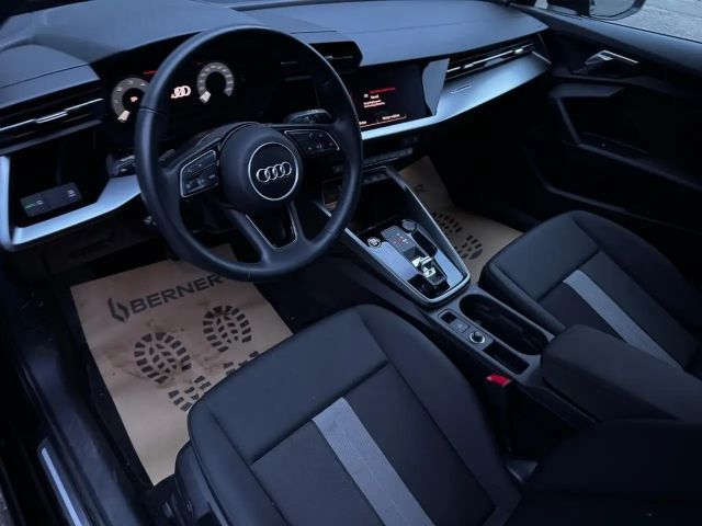 Audi A3 30 TDI S-Tronic Sedan