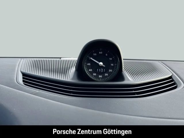 Porsche Taycan 4 Black Edition