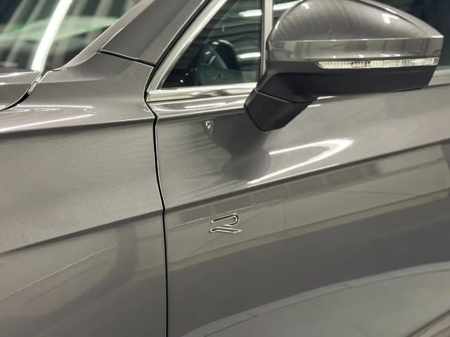 Volkswagen Touareg 4Motion R-Line