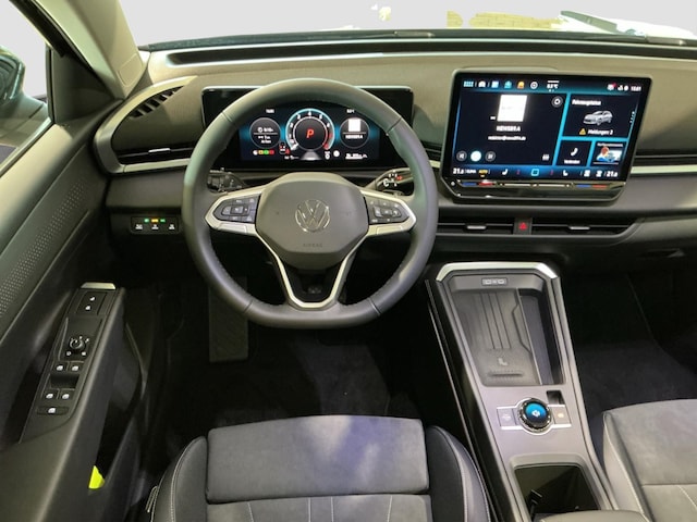 Volkswagen T-Roc 1.5 eTSI DSG Plus Style