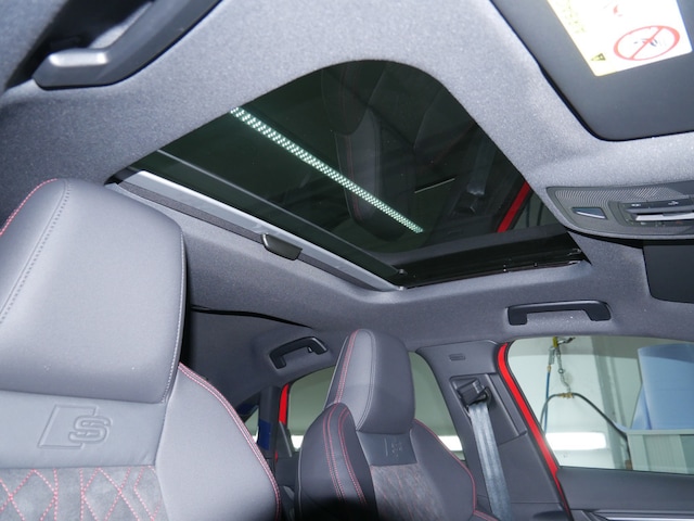 Audi S3 Quattro S-Tronic Sedan