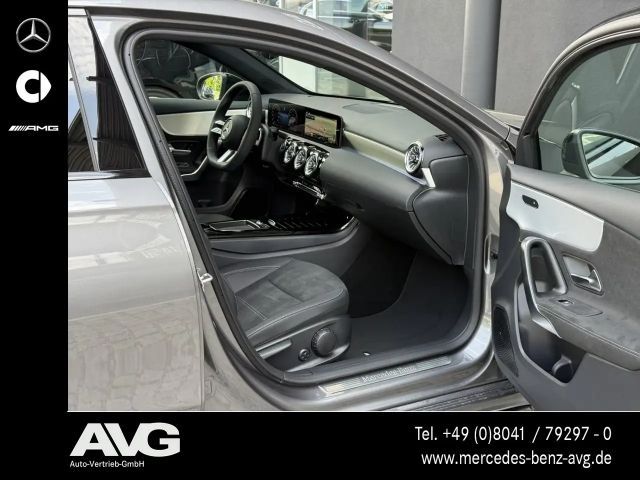 Mercedes-Benz A 200 AMG Line