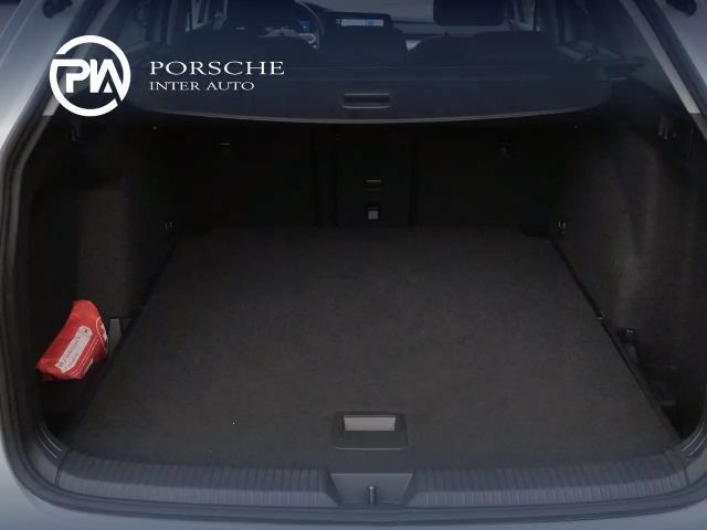 Volkswagen Golf Life Variant