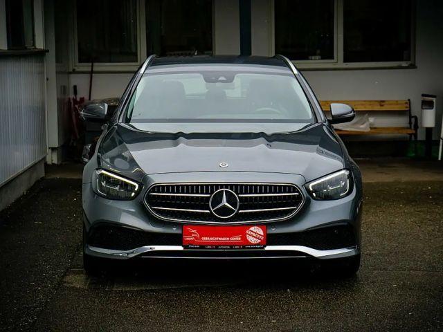 Mercedes-Benz E 220 E 220 d Estate