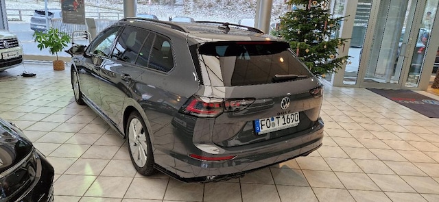 Volkswagen Golf DSG Variant