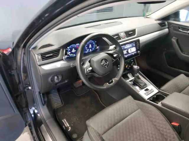Skoda Superb 2.0 TDI Ambition Combi