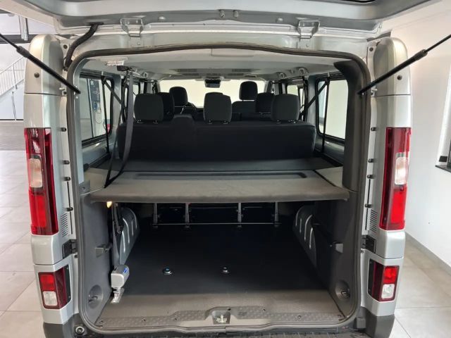 Renault Trafic Combi