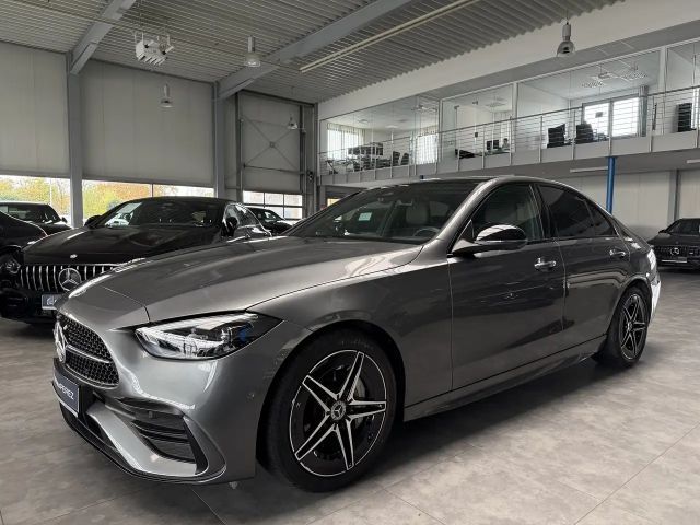 Mercedes-Benz C 200 AMG Line Premium Sedan